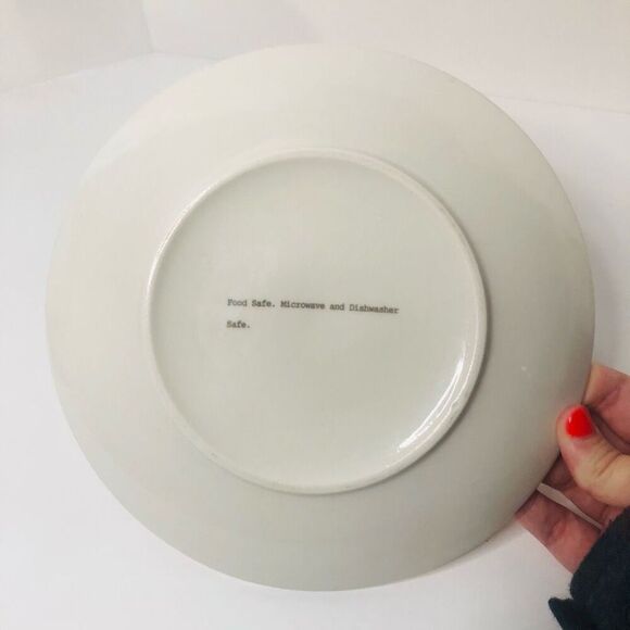 vintage old world christmas plate girl with holly and sleigh 8 inch - Picture 4 of 5